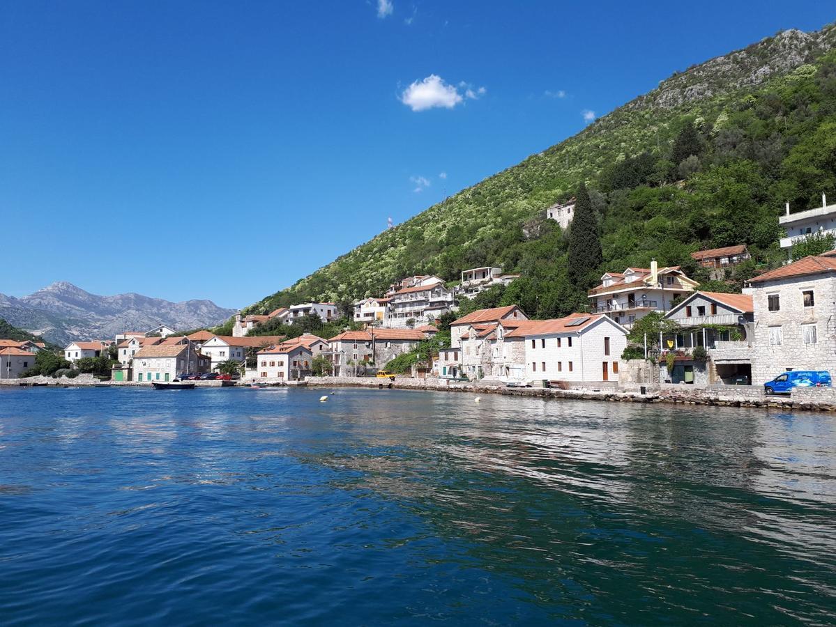 Tale House Montenegro Tivat Extérieur photo