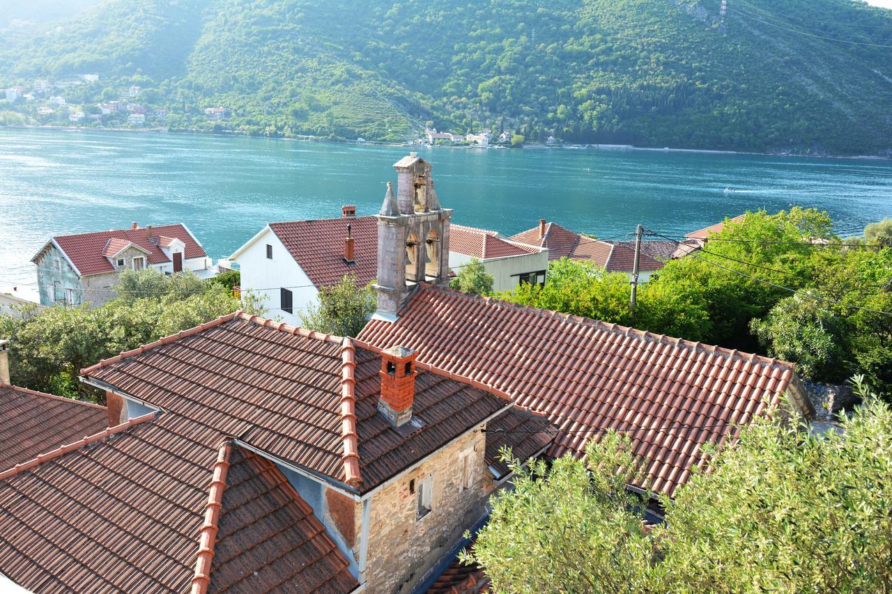 Tale House Montenegro Tivat Extérieur photo
