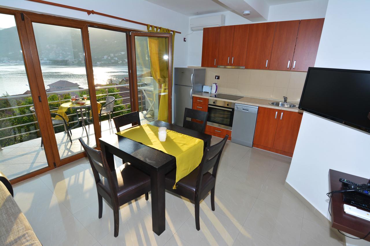 Tale House Montenegro Tivat Extérieur photo