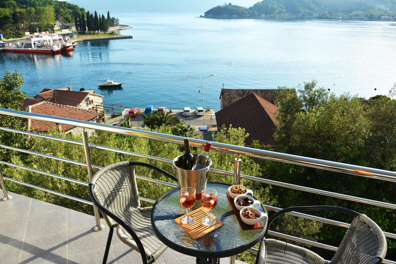 Tale House Montenegro Tivat Extérieur photo