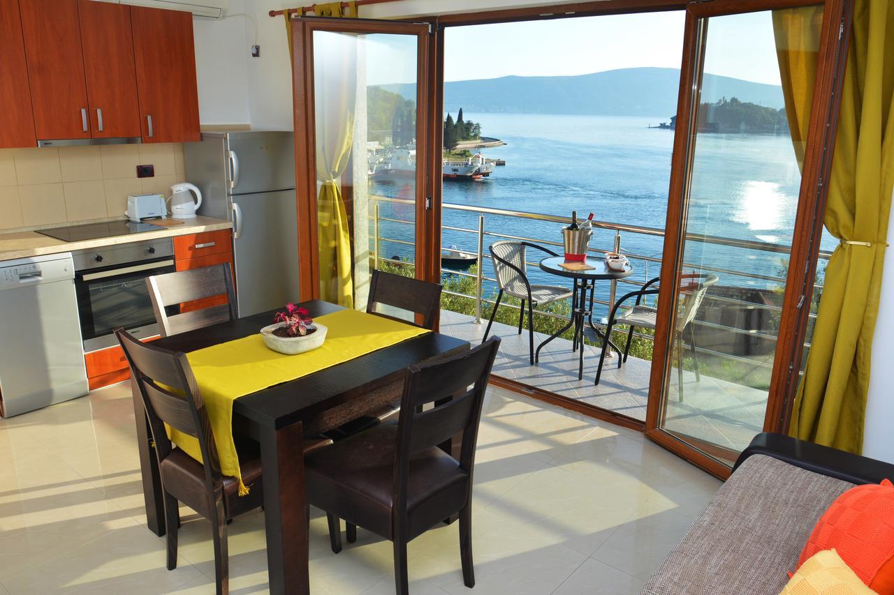 Tale House Montenegro Tivat Extérieur photo